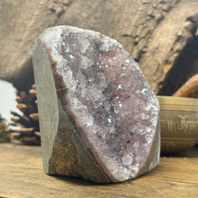Load image into Gallery viewer, Freestanding Brazilian Sugar Amethyst (580g)
