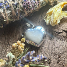 Load image into Gallery viewer, Sterling Silver Heart Shaped Locket.