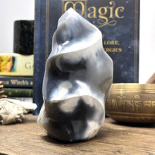 Load image into Gallery viewer, Large Orca Agate Flame