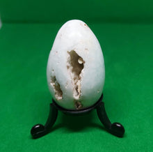Load image into Gallery viewer, Caribbean Calcite Polished Egg