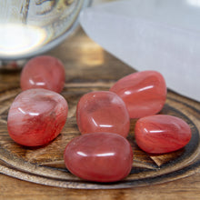 Load image into Gallery viewer, Cherry Quartz