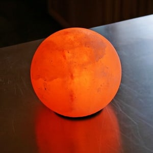 Himalayan Salt Electric Lamp -Globe Shape - COLLECTION ONLY DUE TO WEIGHT