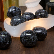 Load image into Gallery viewer, Gabbro Merlinite