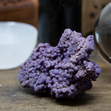 Load image into Gallery viewer, Grape Agate (Grape Chalcedony) 154g