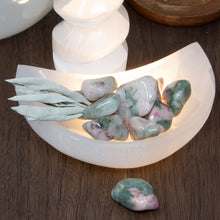 Load image into Gallery viewer, Nzuri Moyo – Happy Glastonbury