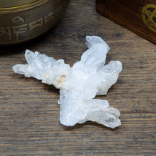 Load image into Gallery viewer, Clear Quartz Cluster 33g