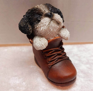 Vivid arts puppy in boot - Shih tzu - black & white