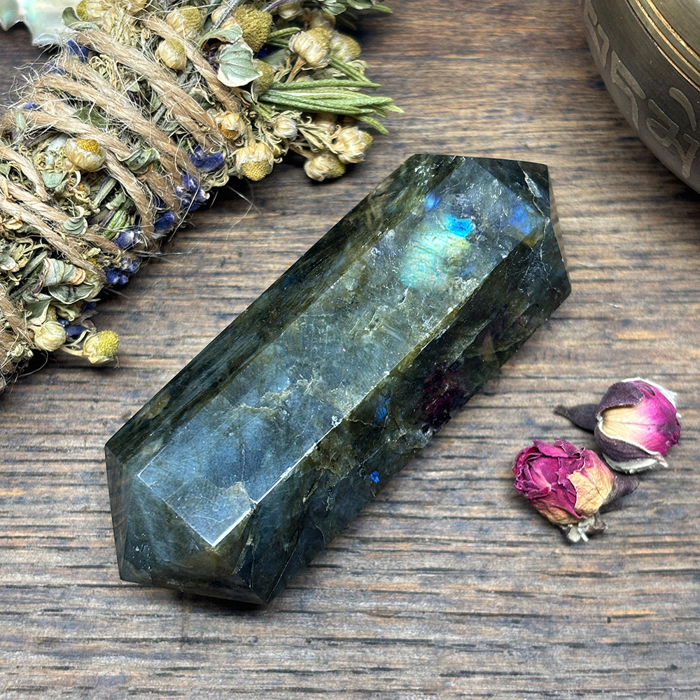 Labradorite Double Terminated Polished Point L4 98g