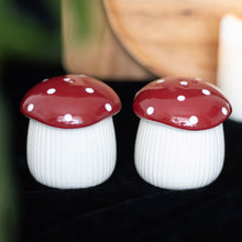 Load image into Gallery viewer, Mushroom Salt and Pepper Shakers
