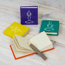 Load image into Gallery viewer, Yoga Pose Notebook Set
