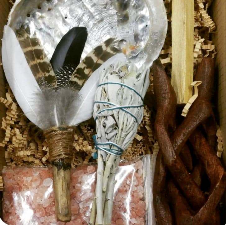 Deluxe Smudging Kit