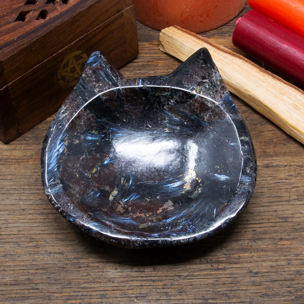 Carved Astrophyllite Cat Bowl