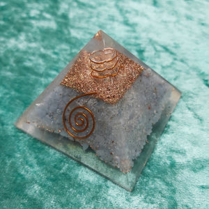 Angelite, Quartz & Copper Orgonite Pyramid