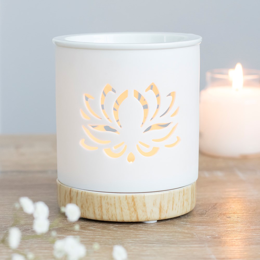 Cut Out Lotus Flower Oil / Wax Burner