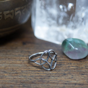 Slim Sterling Silver Abstract Celtic Design Ring - Size O