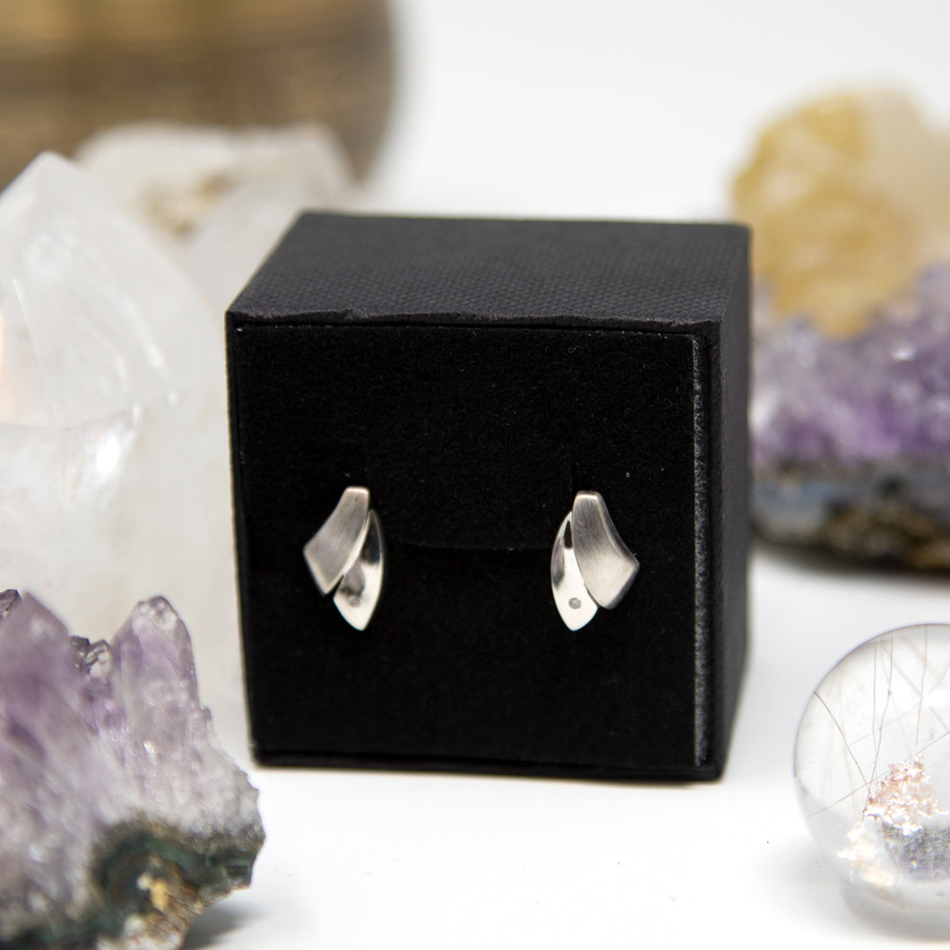 Matt/Gloss Silver Diamond Earrings (cross)