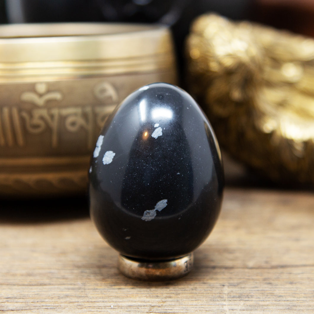 Snowflake Obsidian Egg